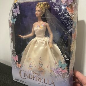 (SOLD) Disney Live Action Princess Cinderella Wedding Day Doll (2014)